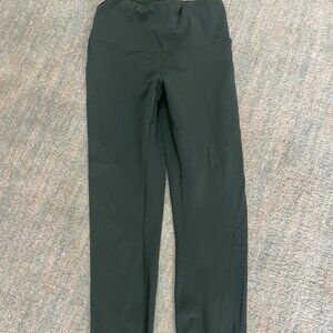 Lululemon Wunder Train Leggings in Legacy Green, size 6, 25 inch length